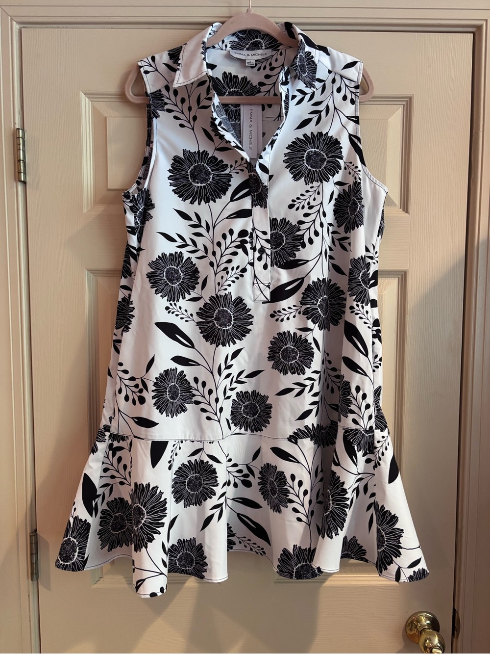 Emme & Michele Sleeveless Black & White Floral A-Line Dress NWT